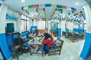 Famous House Kathmandu - Hostel