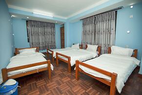 Famous House Kathmandu - Hostel