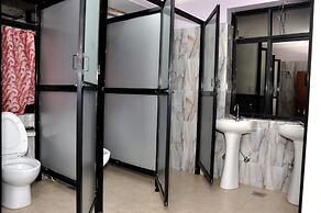 Famous House Kathmandu - Hostel