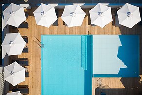 Sentido More Meni Residence