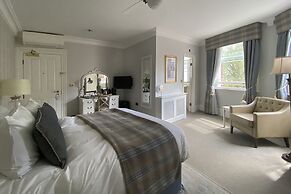 The Clerk & Well Pub & Rooms