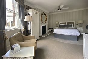 The Clerk & Well Pub & Rooms