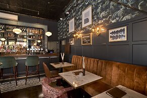 The Clerk & Well Pub & Rooms