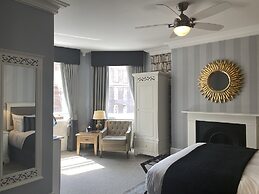 The Clerk & Well Pub & Rooms