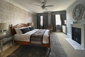 The Clerk & Well Pub & Rooms