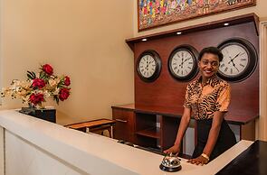 Serendib Suites & Conference Center