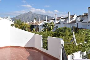 Serinamar - Los Naranjos de Marbella