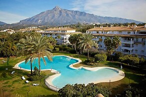 Serinamar - Los Naranjos de Marbella