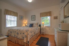 The Tern Inn Bed & Breakfast and Cottages