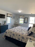 The Tern Inn Bed & Breakfast and Cottages