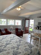 The Tern Inn Bed & Breakfast and Cottages