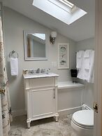 The Tern Inn Bed & Breakfast and Cottages