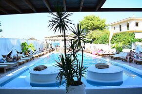 Cavo D'Oro Apartments