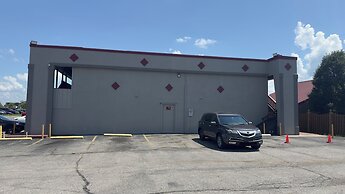 Red Roof Inn Anderson, IN