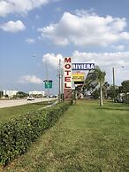 Riviera Motel