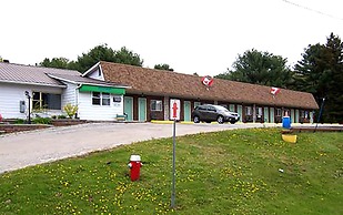Cedar Lane Motel