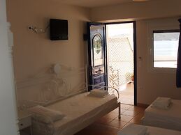 Cyclades Hotel Serifos