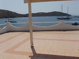 Cyclades Hotel Serifos