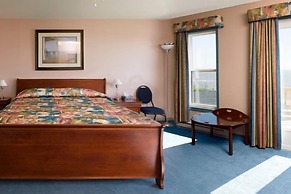 Parkland Village Inn