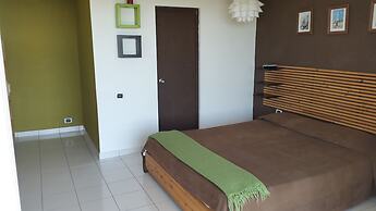 Vista Sunzal Bungalow