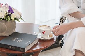 Hotels & Preference Hualing Tbilisi