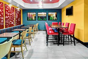 Towneplace Suites Bakersfield West