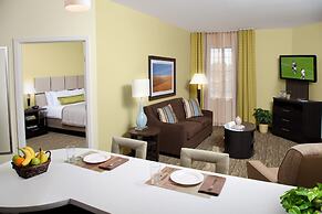 Candlewood Suites College Station At University by IHG