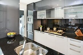 Southbank Apartments - Eureka Tower