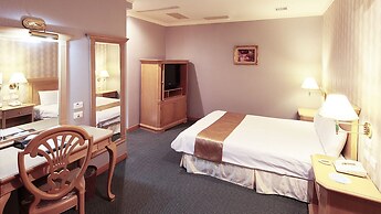 Cambridge Yang Kang Hotel