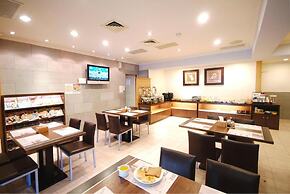 Cambridge Yang Kang Hotel