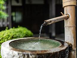 Yufuin Yawaraginosato Yadoya