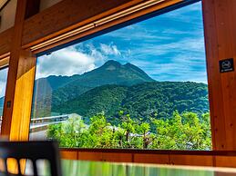 Yufuin Yawaraginosato Yadoya