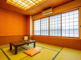 Yufuin Yawaraginosato Yadoya