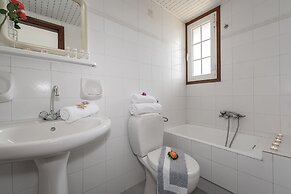 Louladakis Apartments