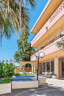 Louladakis Apartments