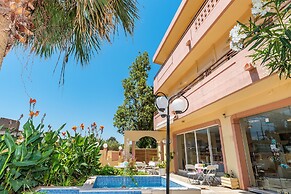 Louladakis Apartments