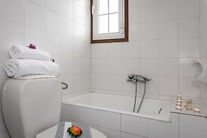 Louladakis Apartments