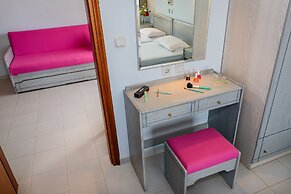 Louladakis Apartments