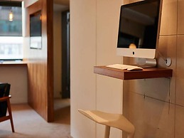 Daan Park Hotel - Hostel