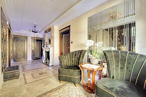 Mala Anglia Deluxe Rooms & SPA