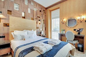 Mala Anglia Deluxe Rooms & SPA