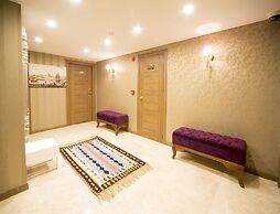 Golden Rain Hotel Old City