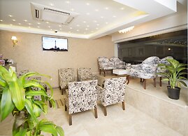 Golden Rain Hotel Old City