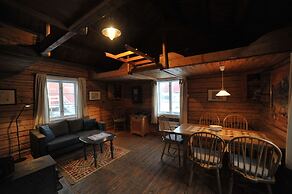 Reine Rorbuer - by Classic Norway Hotels