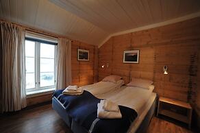 Reine Rorbuer - by Classic Norway Hotels