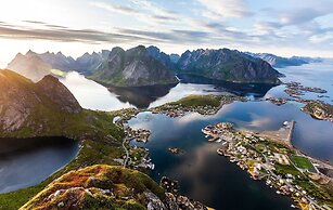 Reine Rorbuer - by Classic Norway Hotels
