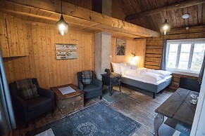 Reine Rorbuer - by Classic Norway Hotels