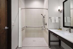 Best Western Plus College Station Inn & Suites
