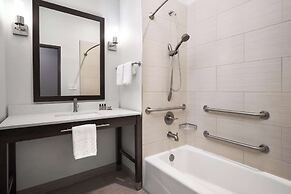 Best Western Plus College Station Inn & Suites