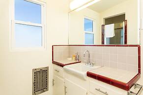 Sea View Inn at the Beach